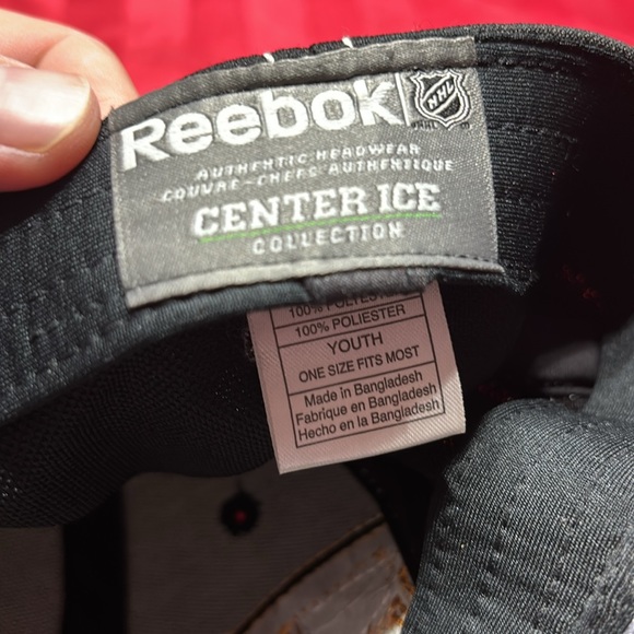 Boston bruins fitted cap - Picture 3 of 4